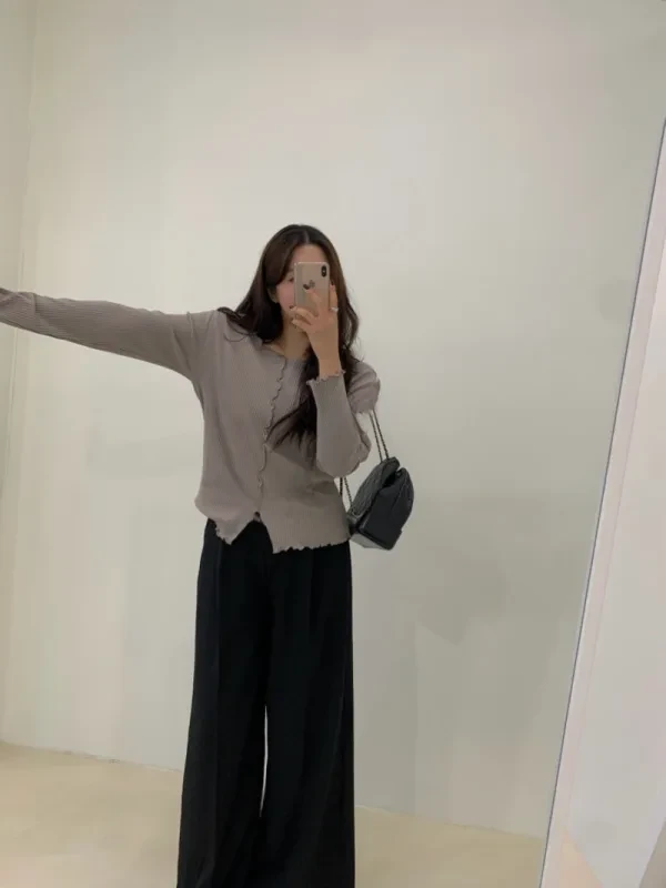柔波蕾絲邊羅紋上衣